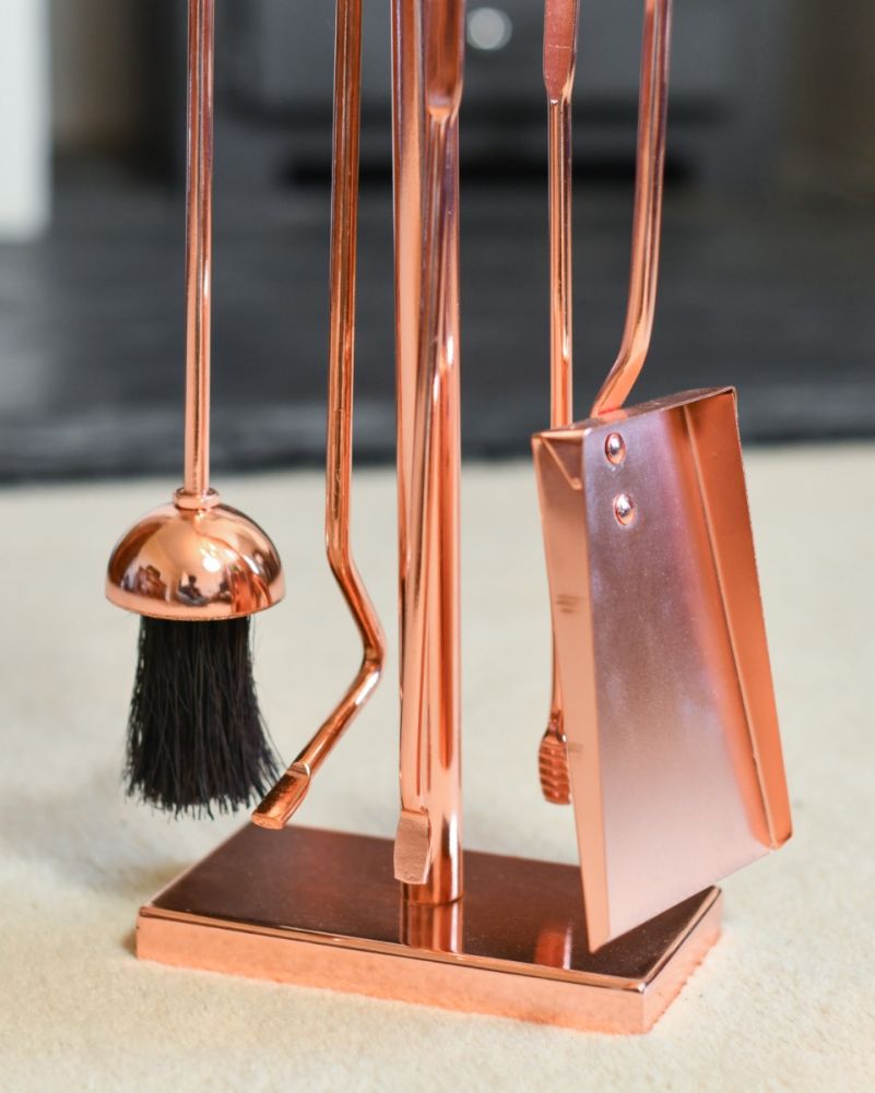 Close Up Of Rose Gold Contemporary Loop Handle Companion Set Tools