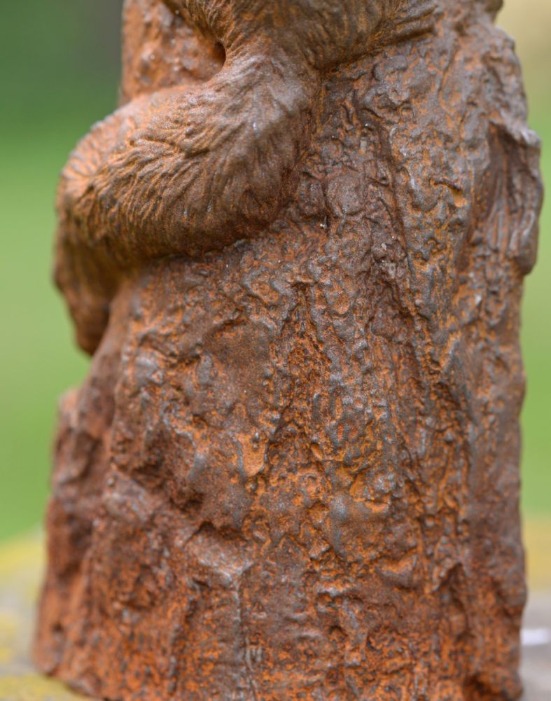 Rustic Cast Iron Squirrel Climbing Garden Sculpture Close Up Of Log