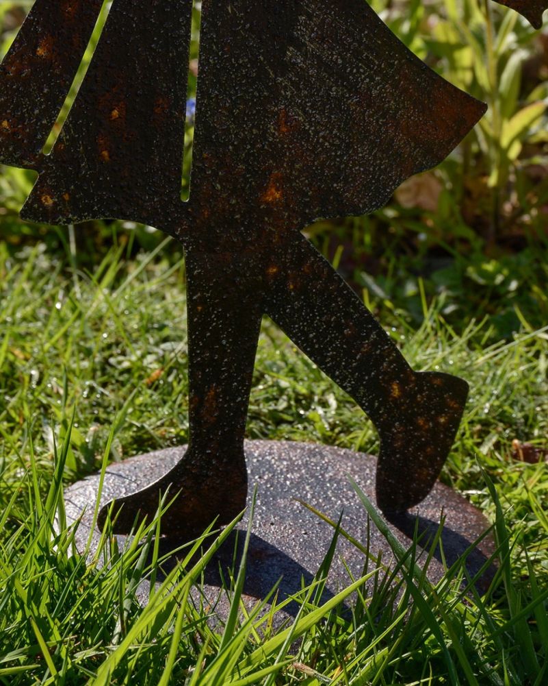 Rustic 'Juniper' Garden Silhouette - Girl Base