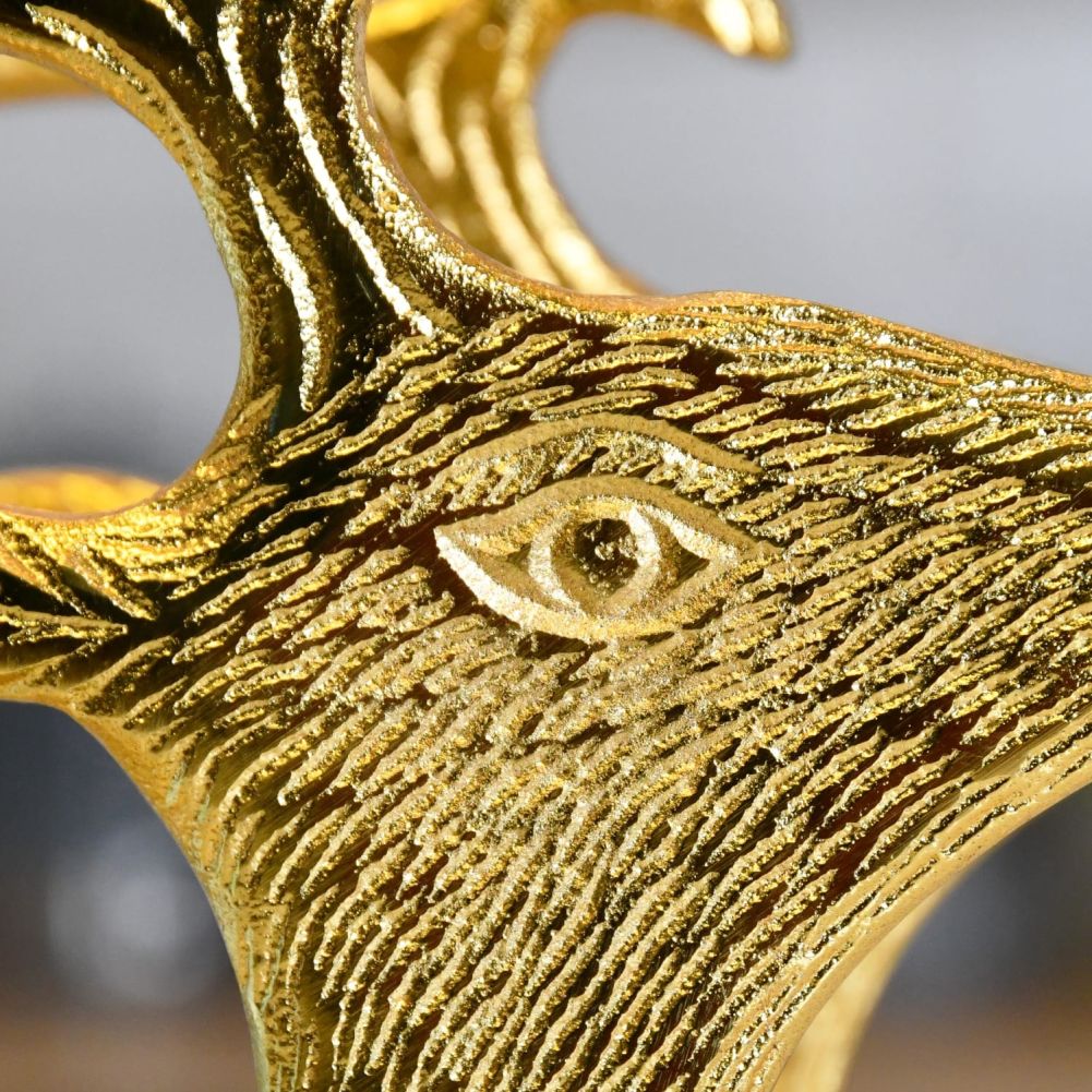 Gold 'Laying Stag' Wine Rack Head Close Up