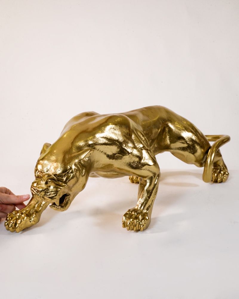 Scale Of The Golden Midnight Ambush Panther Interior Ornament