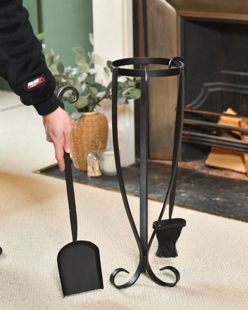Traditional Triplo Black Companion Set Scale