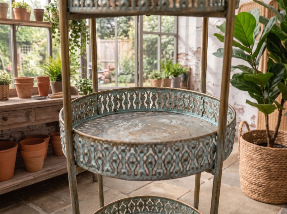 Shelf from moroccan style shelving