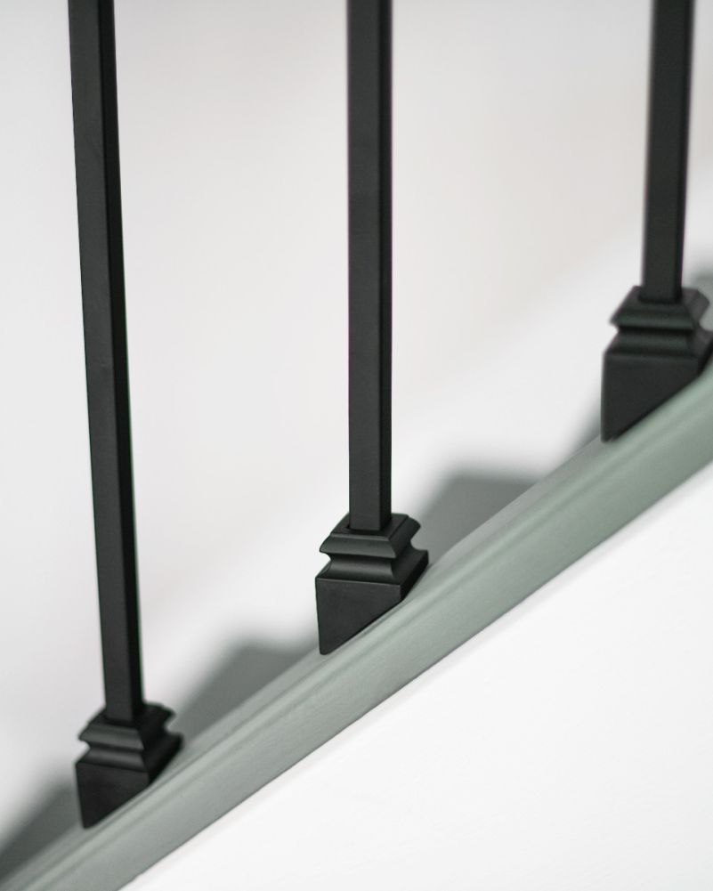 Stair Spindle With Bottom Bracket
