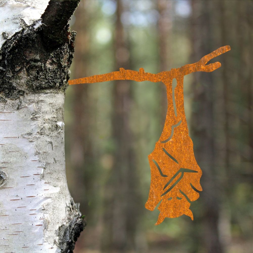 Steel Hanging Bat Tree Spike In Rustic In A Forest Setting