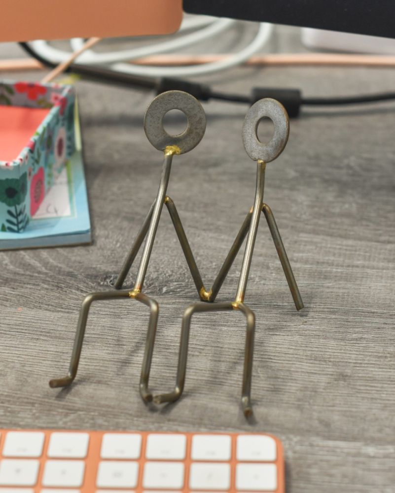The 'Happy Couple' Scrap Metal Art Phone Holder