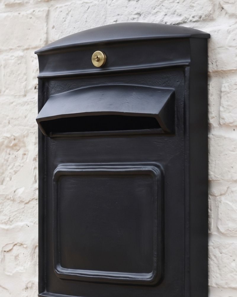 The Sheffield Telescopic Post Box close up digital illustration