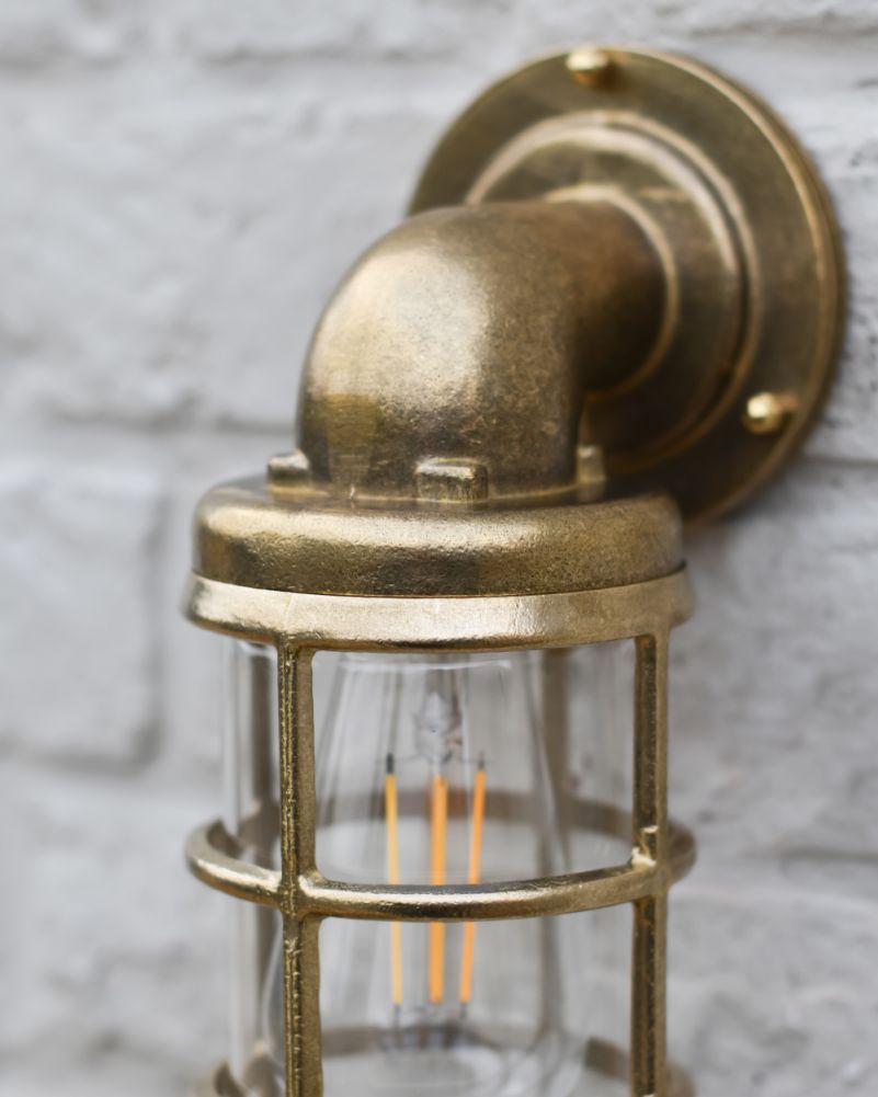 Antique Brass Traditional Nautical Wall Light top