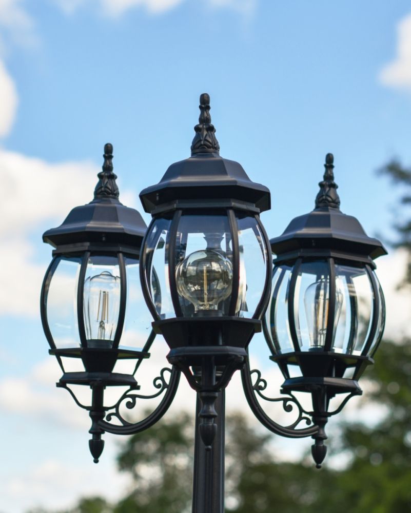 Traditional Ornate Aluminium Tripple Head Lantern Close Up