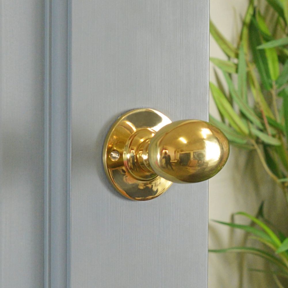 Oval Polished Brass Door Knob Set