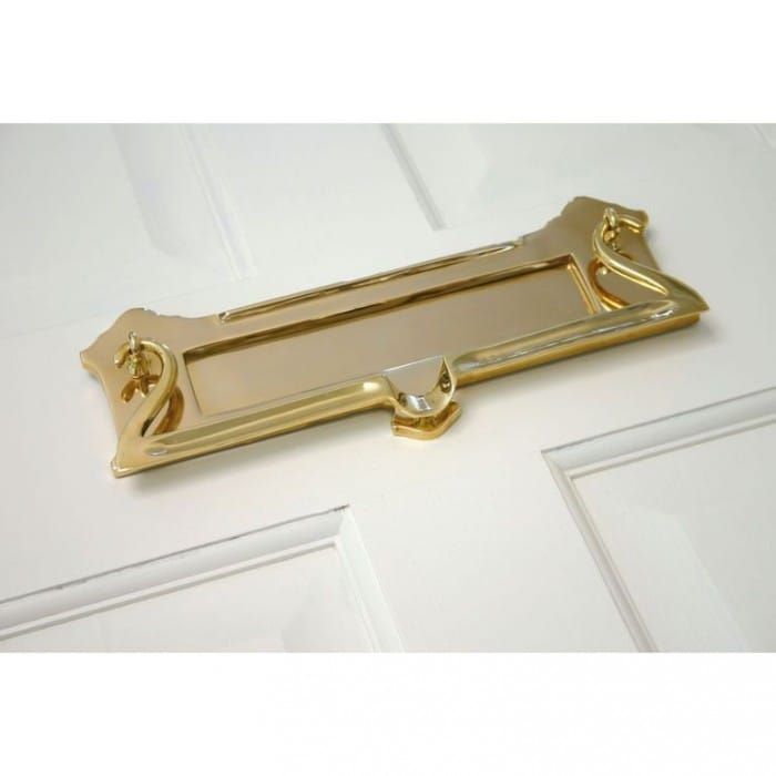 Aylesbury Polished Brass Letter Plate with Integrated Knocker on Door