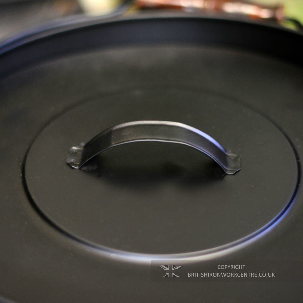 Black Traditional Fireside Ash Bucket With Lid