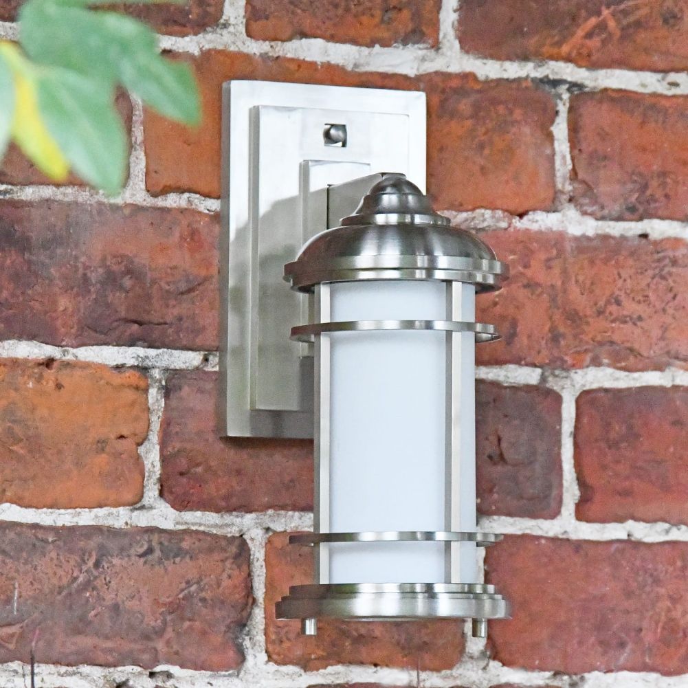 'Fairlight Cove' Wall Mounted Lantern in Situ 