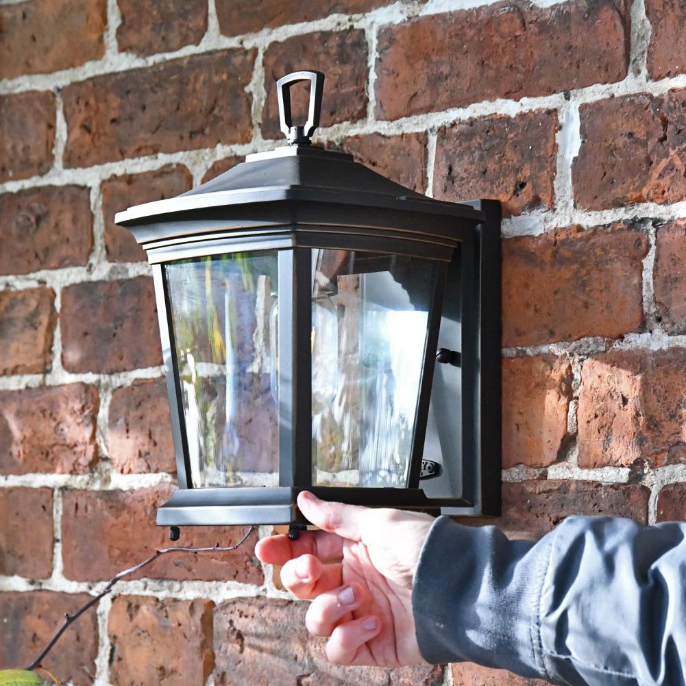 Alsager Contemporary Wall Light 