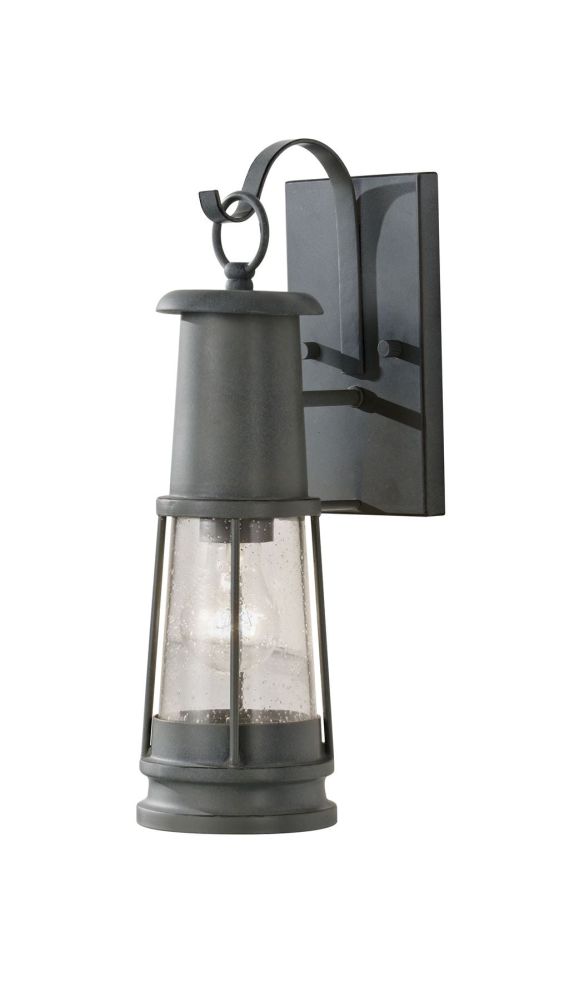 Westcliff Traditional Wall Lantern