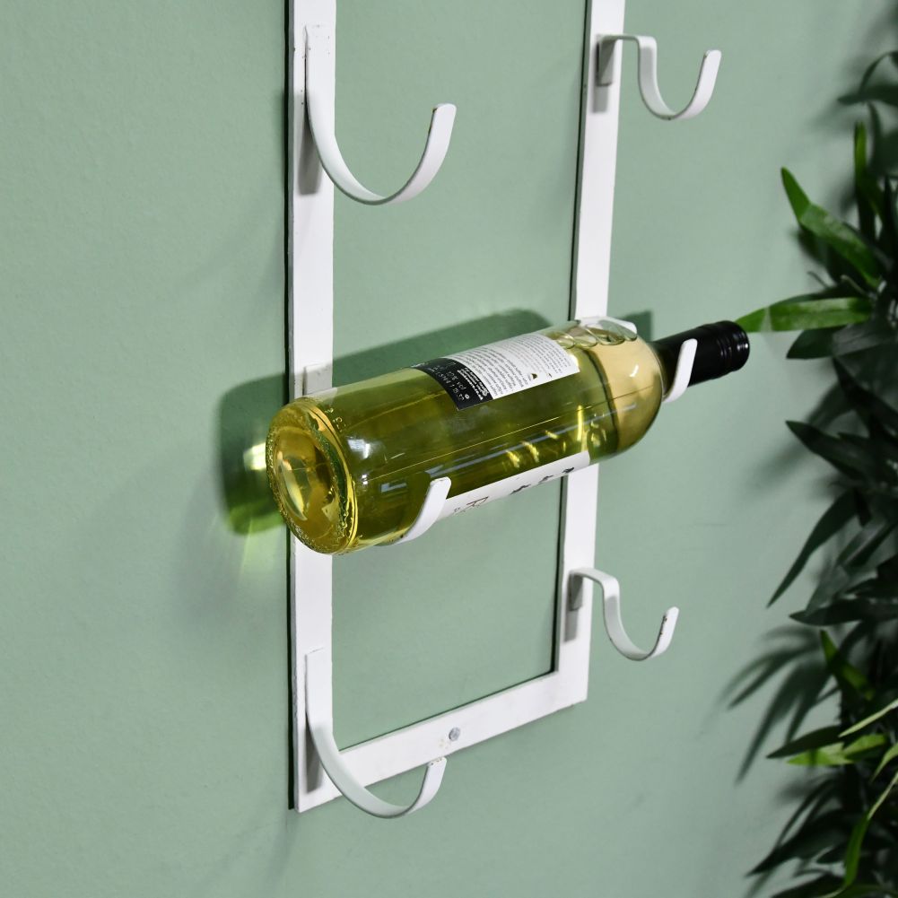  Heart Wine Rack Close-Up