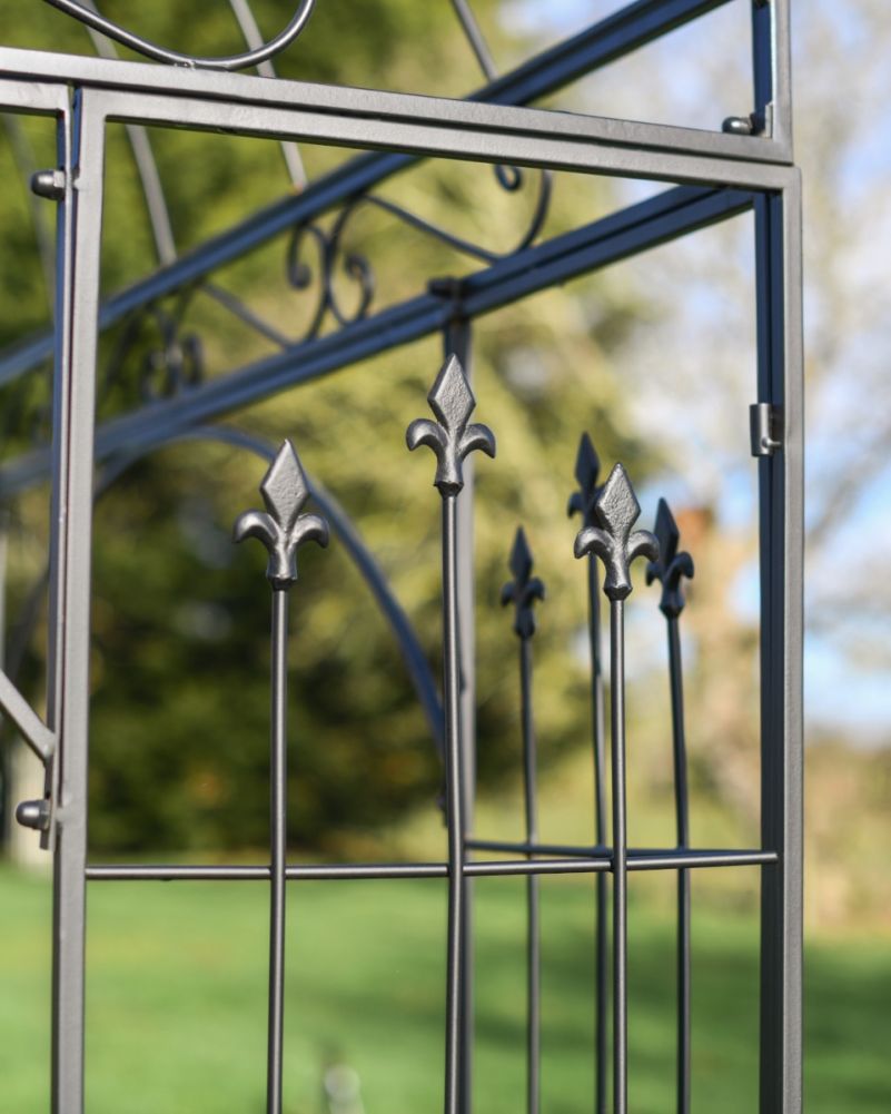 Wrought Iron Deluxe 