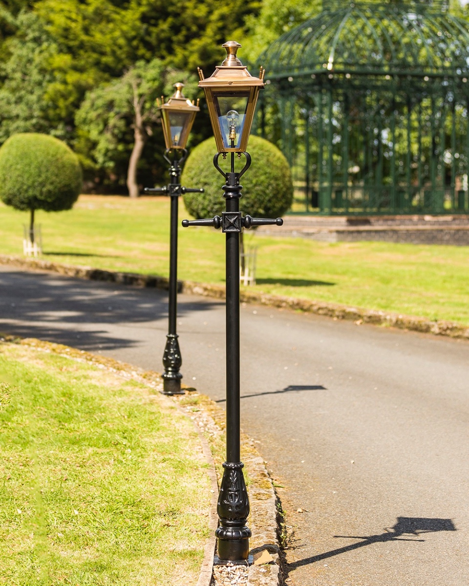 Brass Dorchester Lamp Post In 2.3 Me…