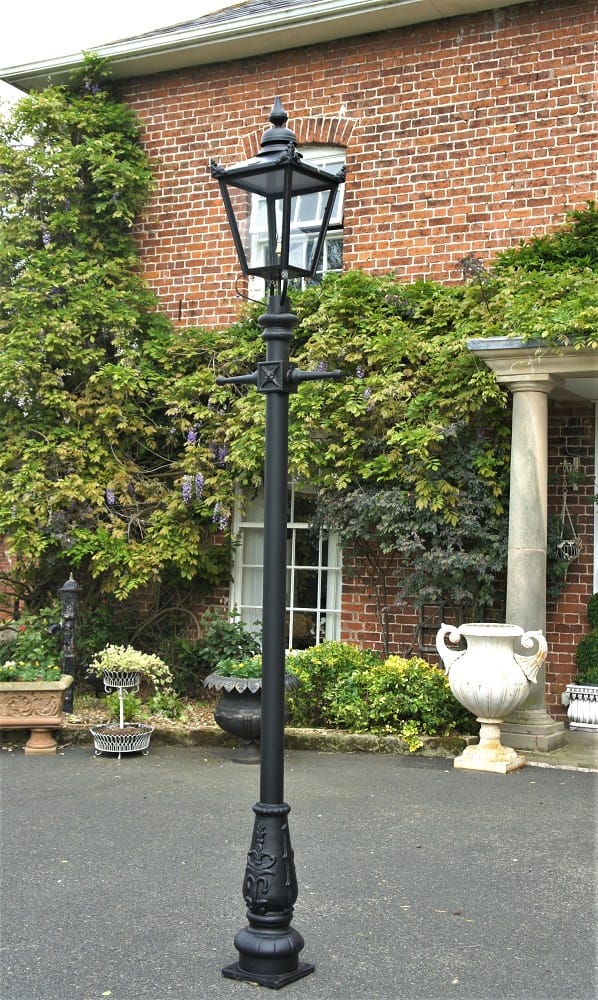 The Victorian Garden Lamp Post - 3.2m