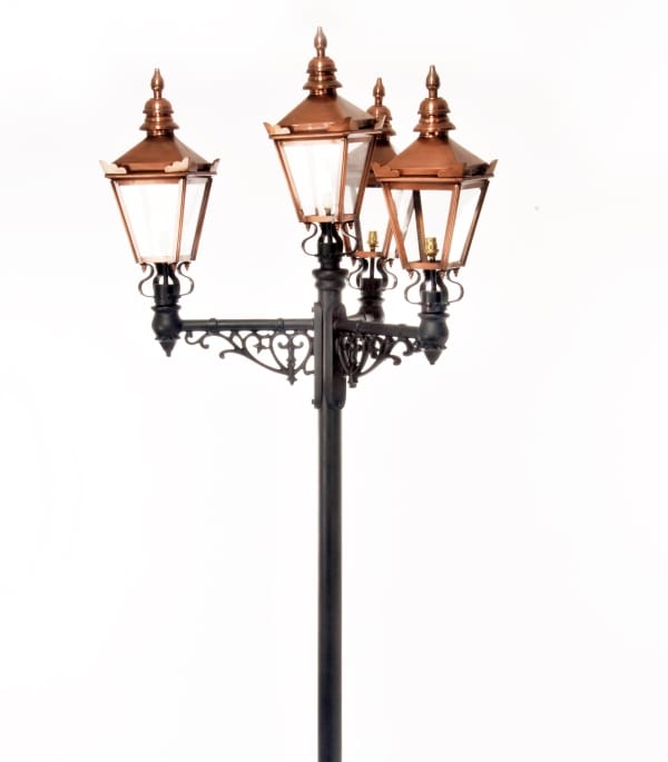 Chelsea Estate Vintage Lamp Post