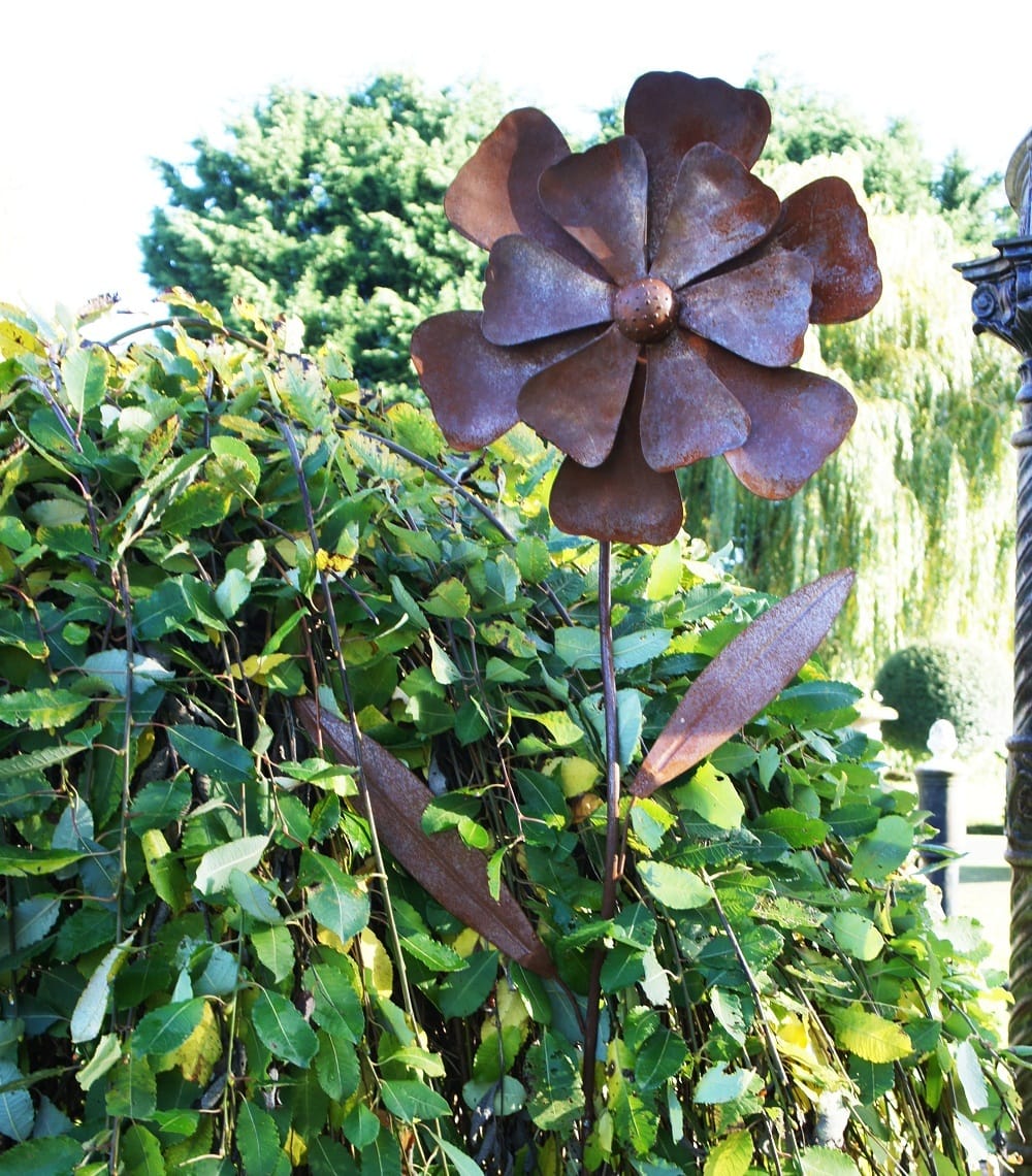 Rustic Cosmos Metal Garden Flower Support