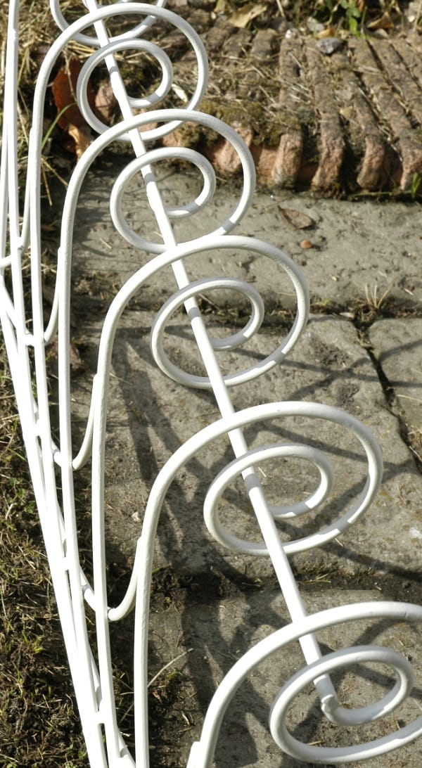 Deluxe Steel Ornate Scroll Lawn Edging