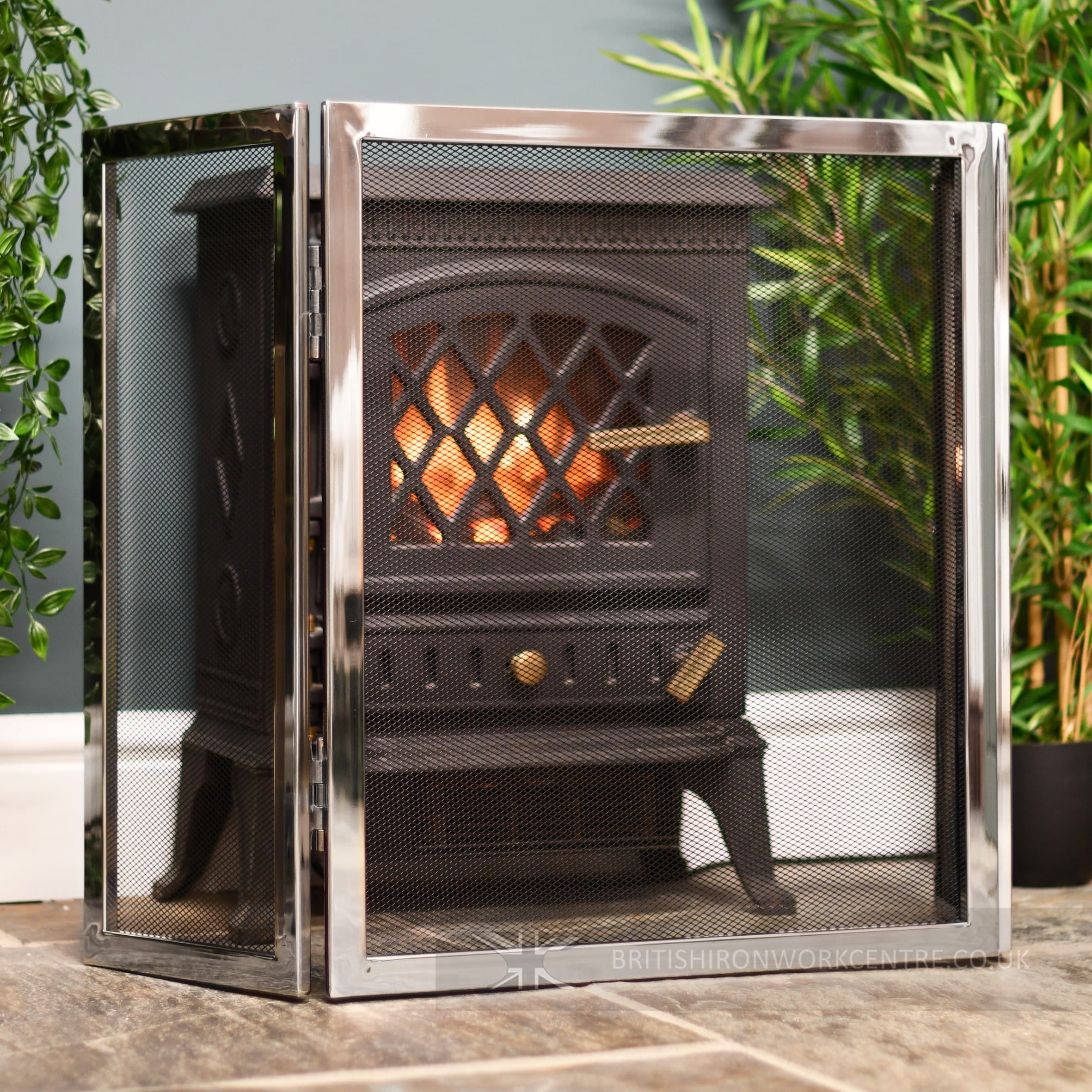 'Peveril Fort' Polished Steel and Iron Fire Guard