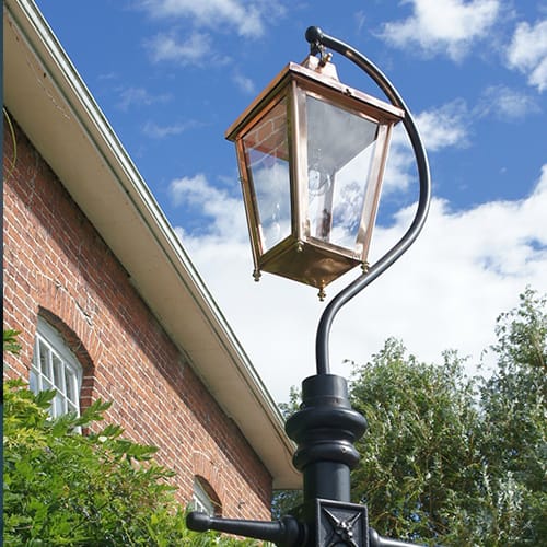 The Copper Lincoln Swan Neck Lamp Post In 2.9 Metres