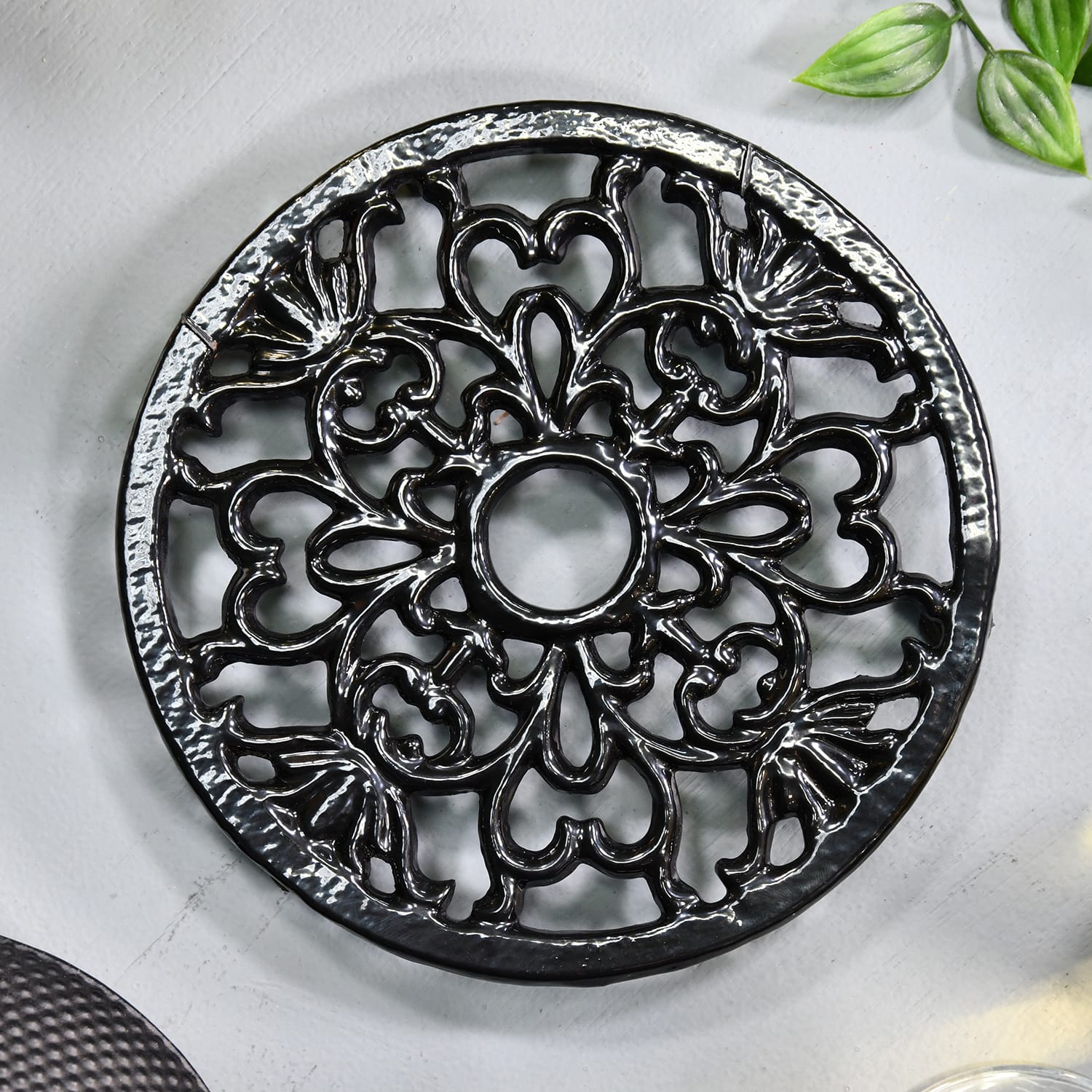 Black Round Cast Iron Trivet