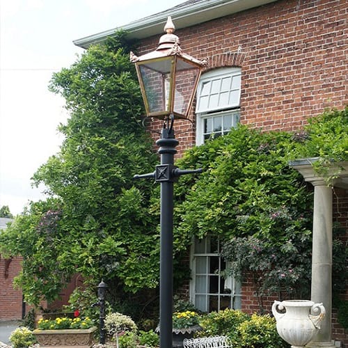 The Classic Copper Victorian Garden Lamp Post - 3.7m