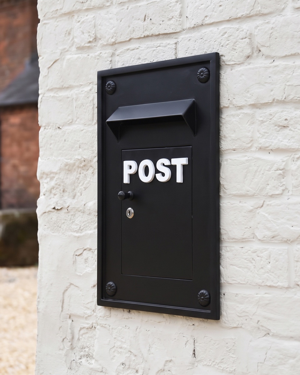'Kensington' Post & Parcel Box