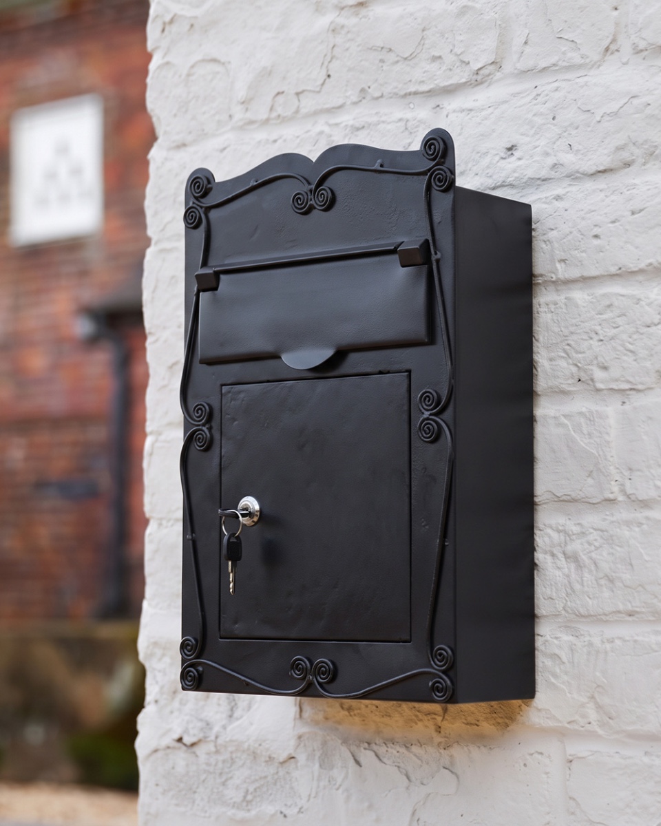 "Mulrose" Slim Wall Mounted Post Box