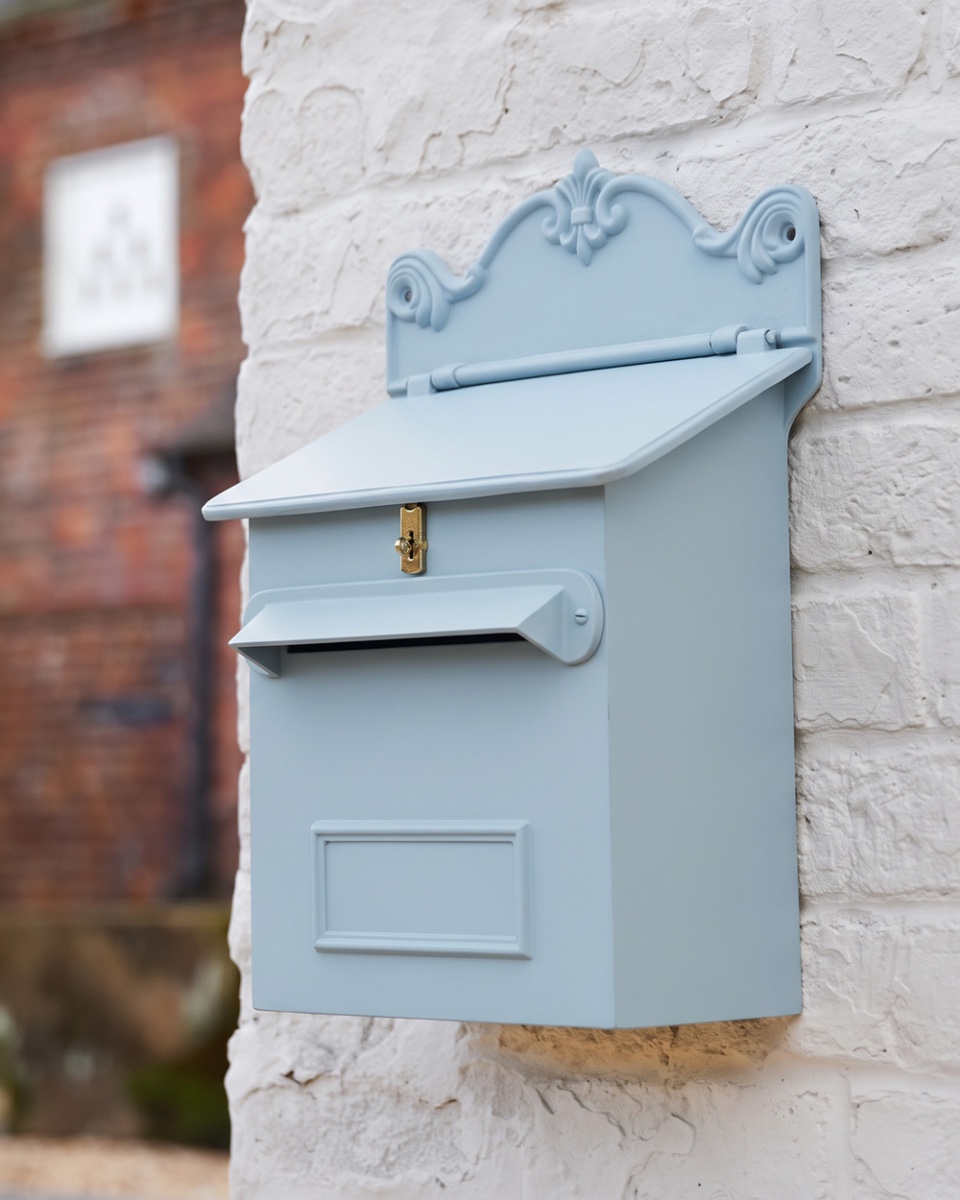 Pastel Blue Knightsbridge Post & Parcel Box