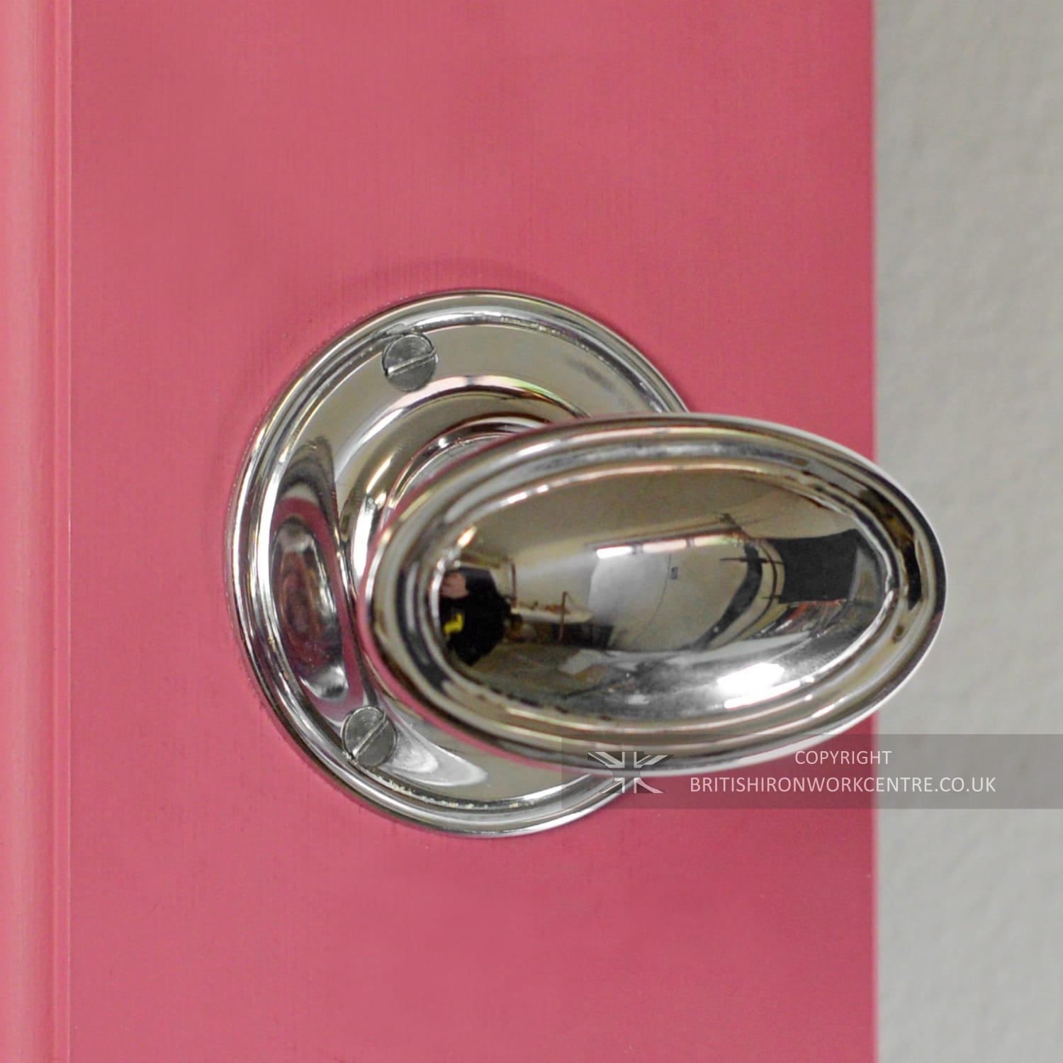 Oval Bright Chrome Door Knob