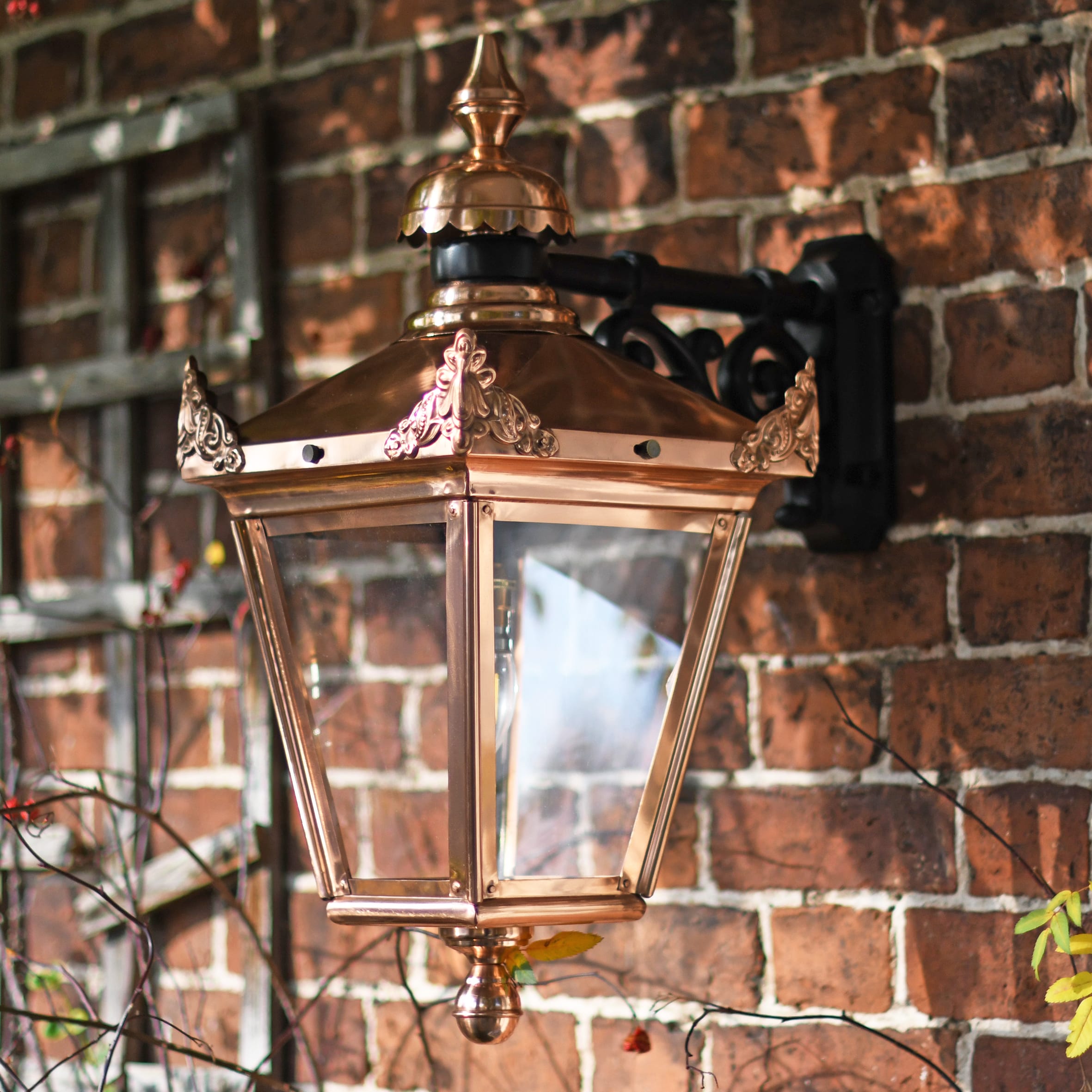 Traditional Large Copper Victorian Top Fix Wall Lantern