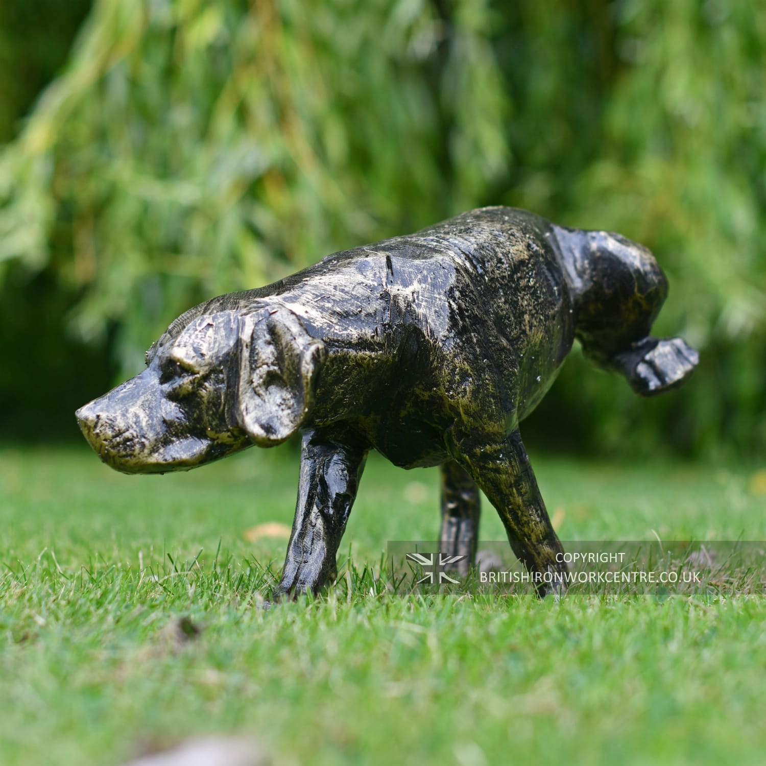 Bronze Effect Peeing Dog Garden Sculpture