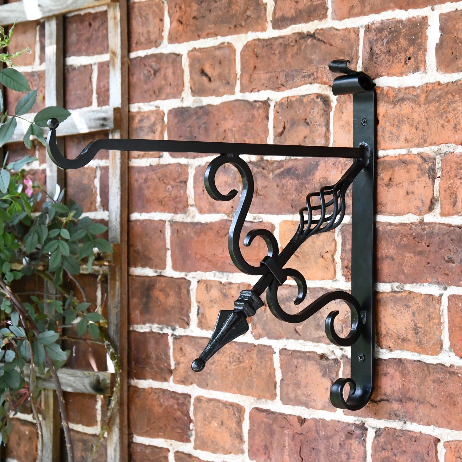 Blacksmith Iron Scrolled Arrow Hanging Basket Bracket