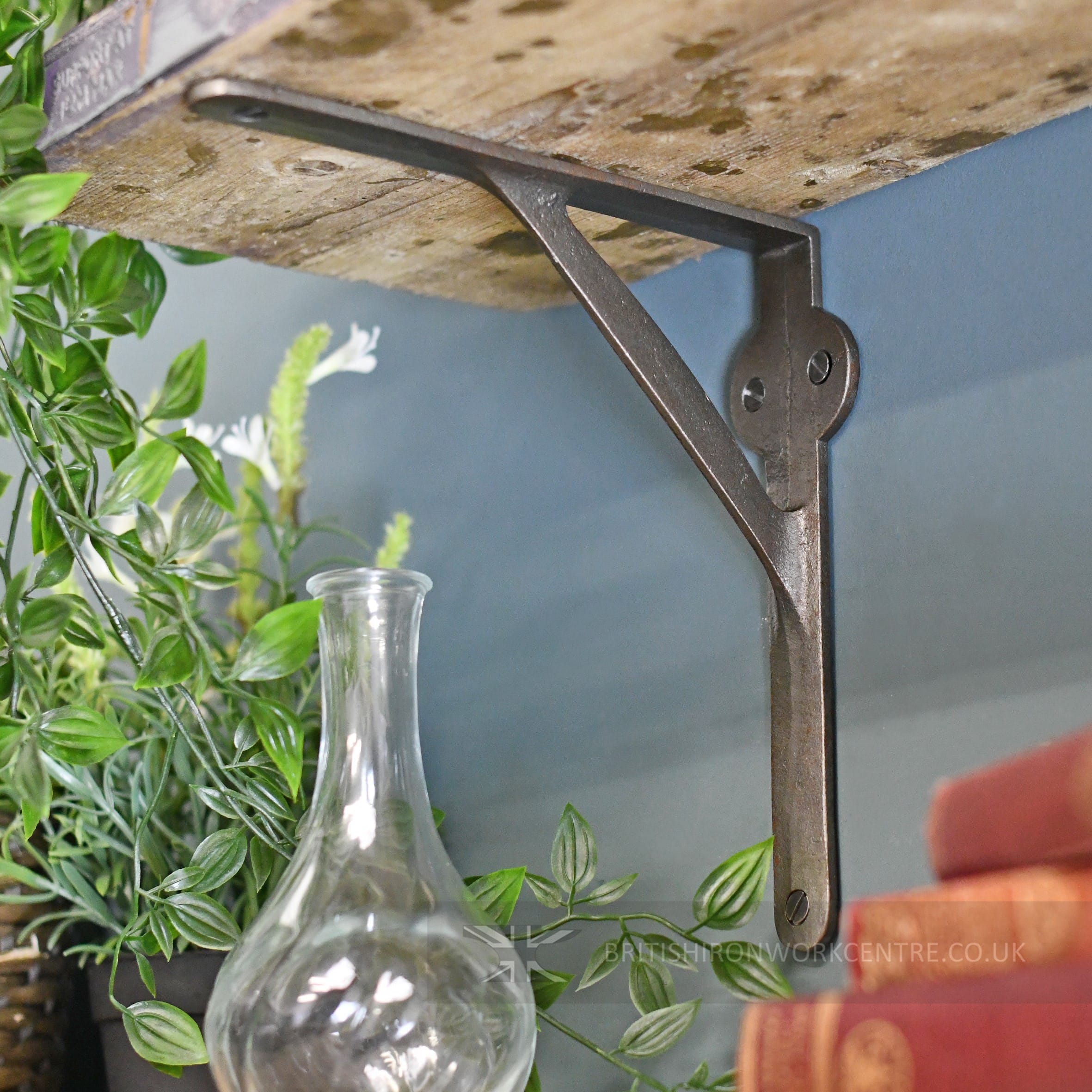 Cast Iron Gallows Bracket
