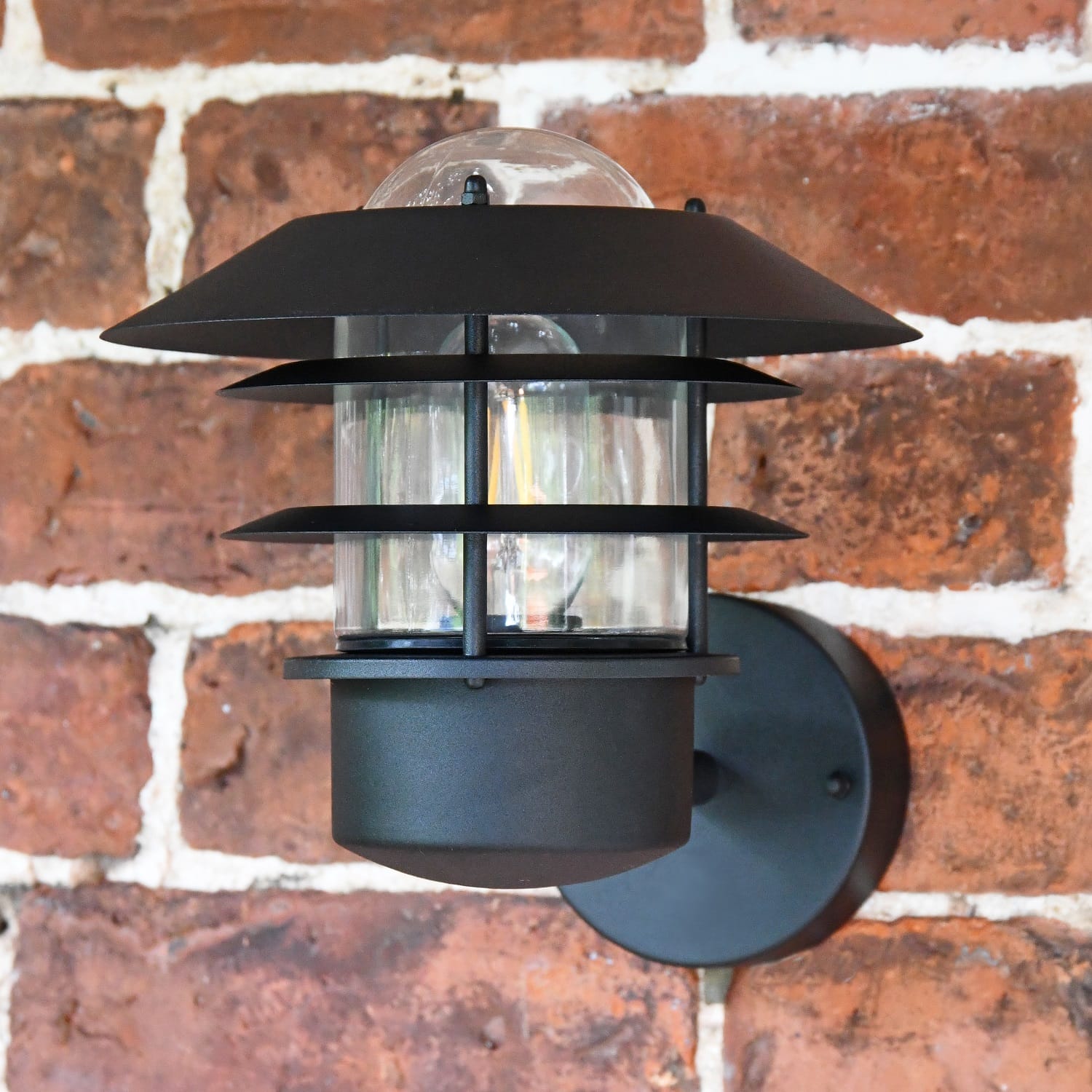 "Hinna" Black Wall Lantern