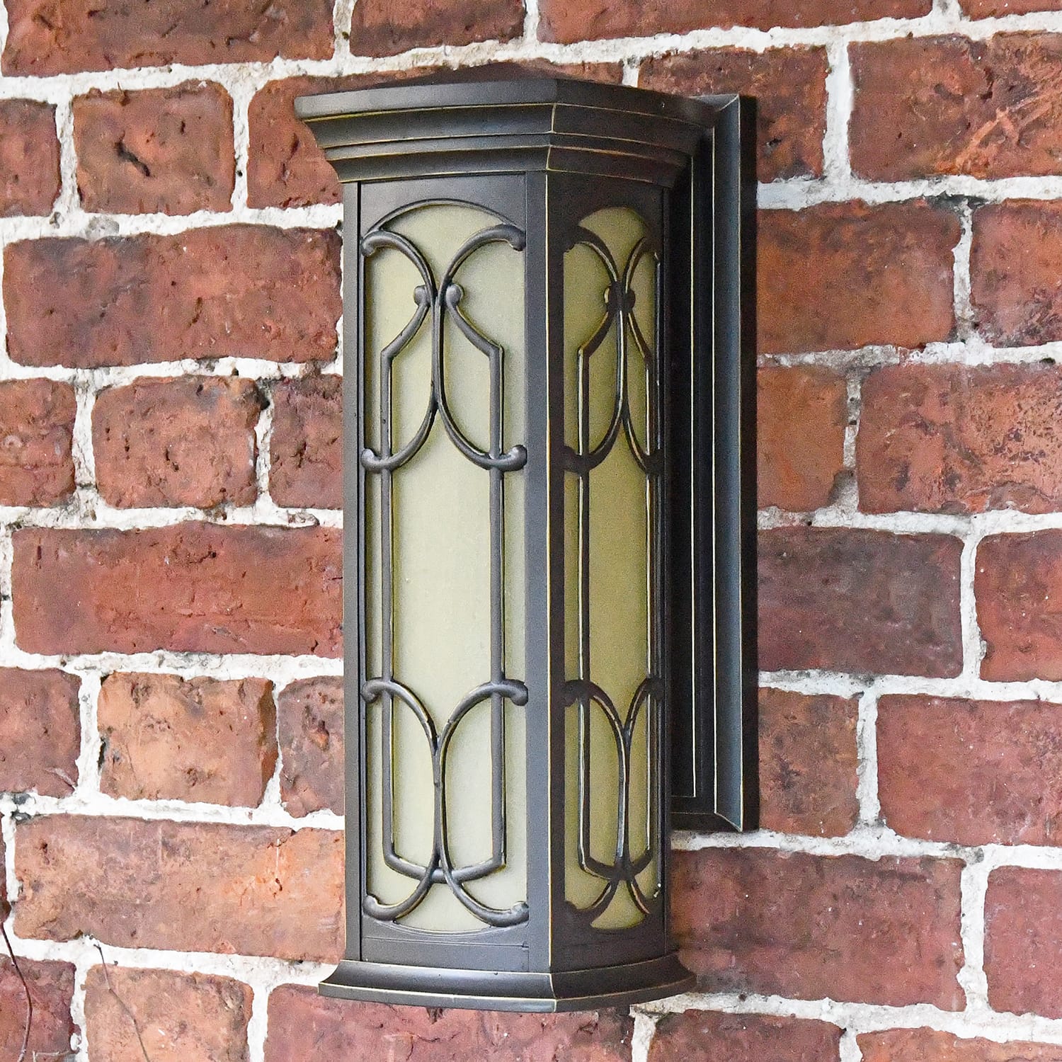 Medium "Verona" Vintage Bronze Wall Lantern