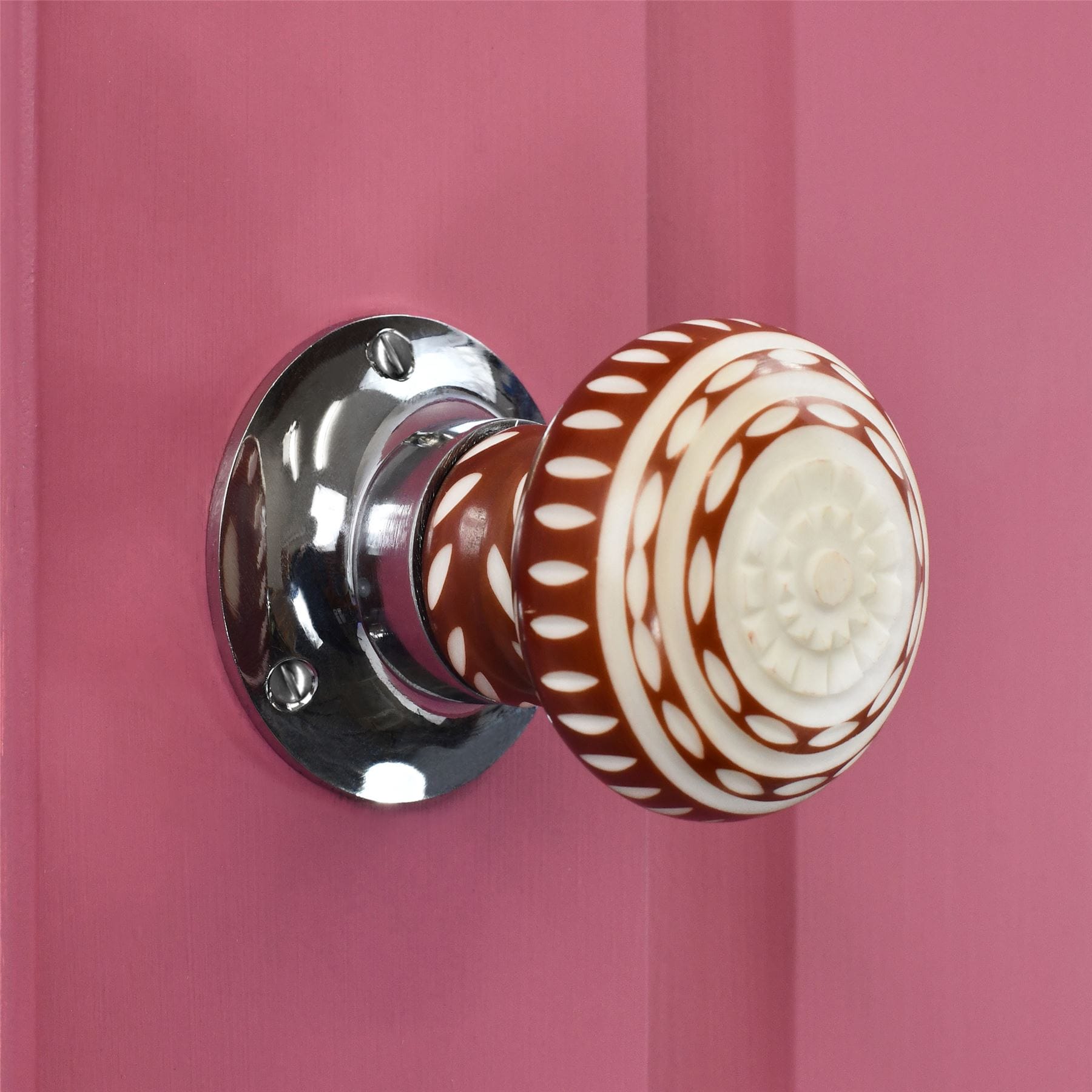 "Strawberries and Cream" Patterned Bright Chrome Door Knob