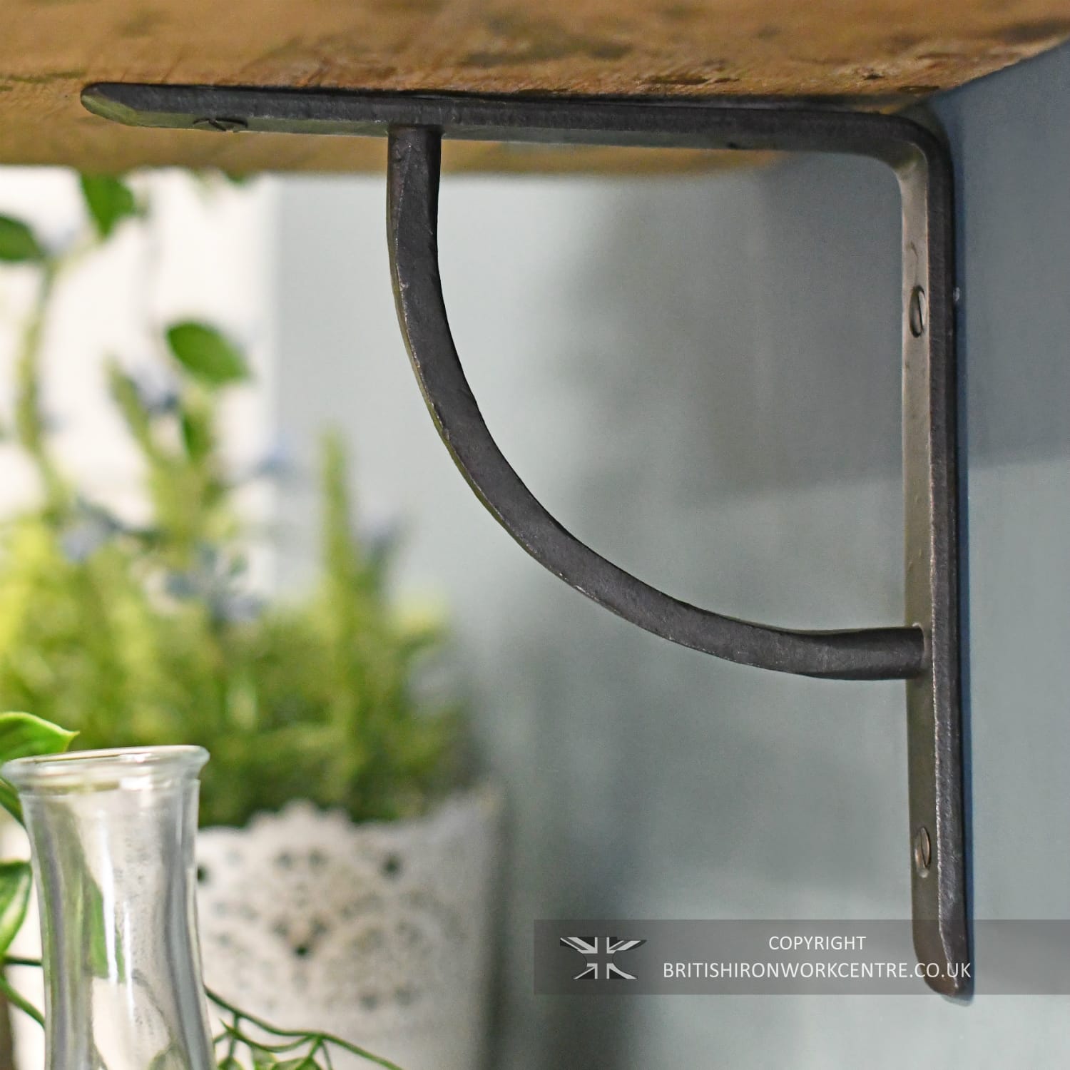 Traditional Arched Iron Shelf Bracket with Beeswax Finish - 160mm x 160mm