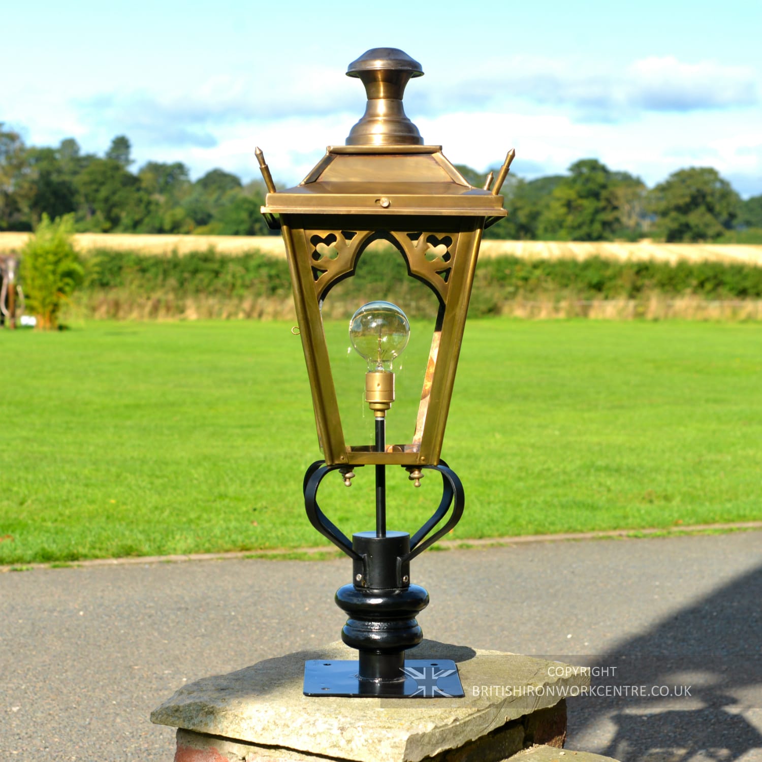 Traditional Brass Gothic Dorchester Pillar Lantern Set - 81cm