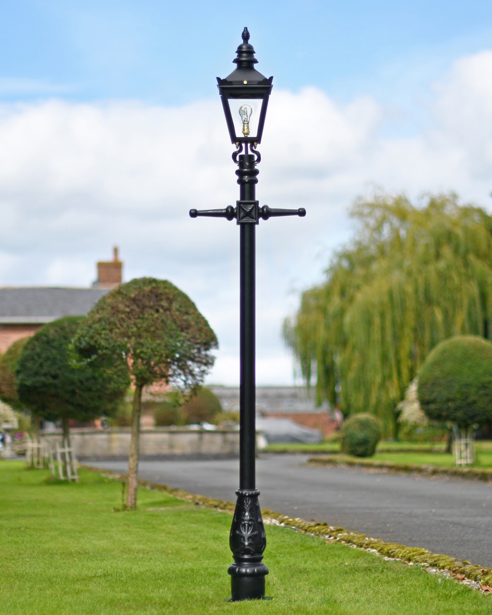 Black Harrogate Lamp Post - 2.25m