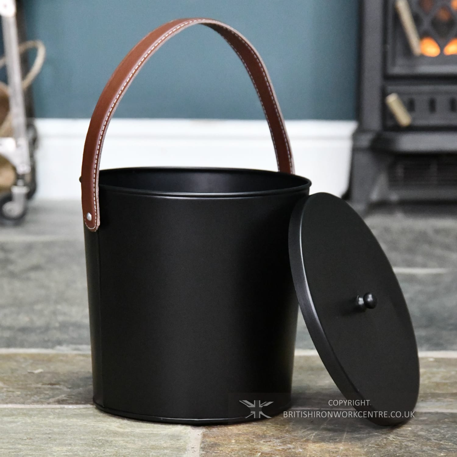 Modern Black Ash Bucket with Leather…