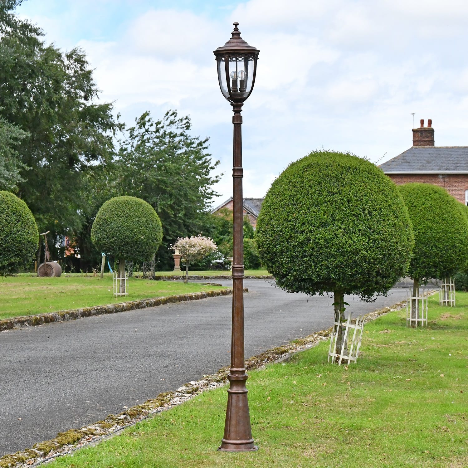 "The Ruxton" Bronze Manor Style Garden Lamp Post 2.4m
