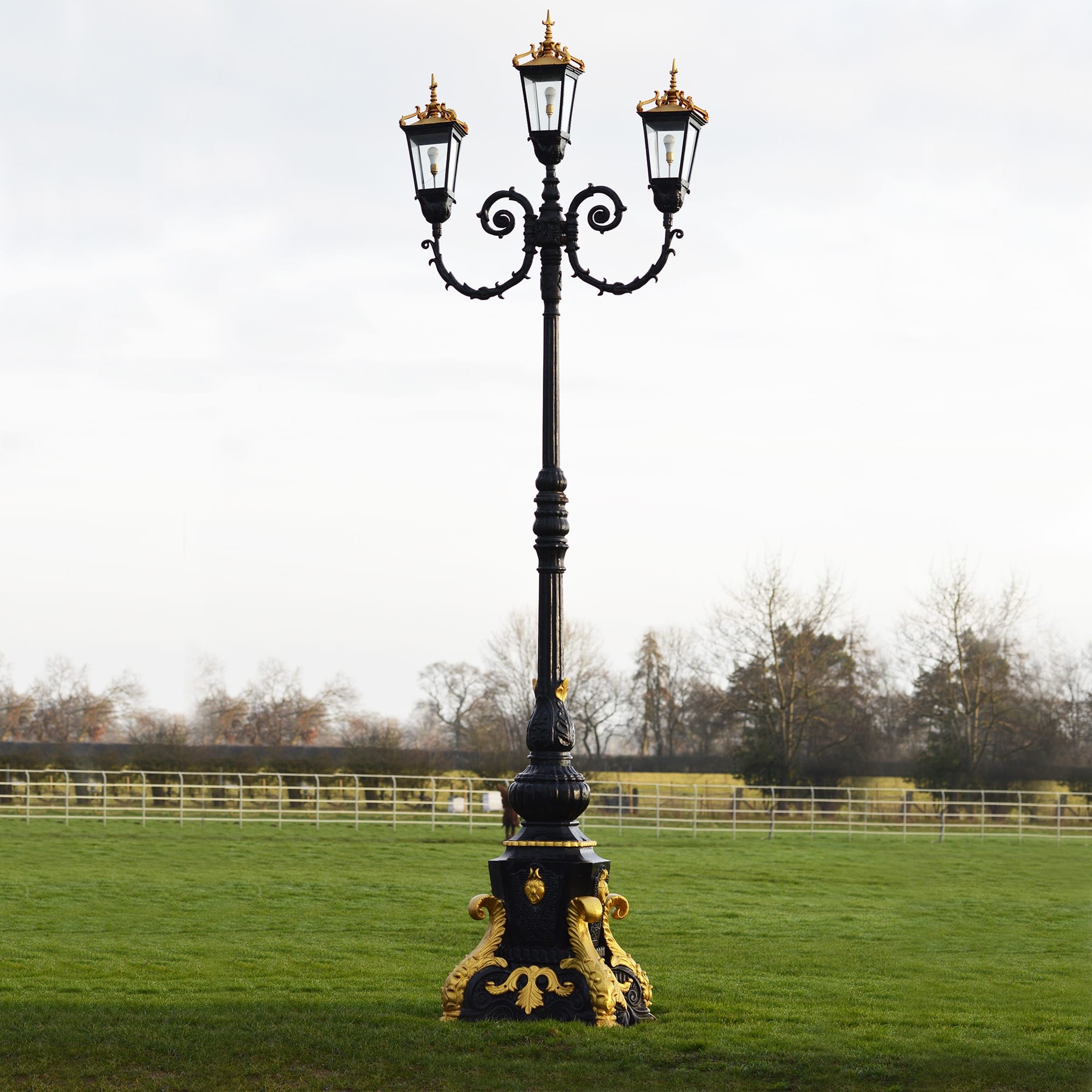 "Empress Eleanor" Black & Gold Ornate Lamp Post