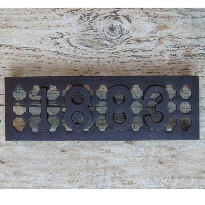 Traditional "1883" Cast Iron Air Brick 9" x 3"