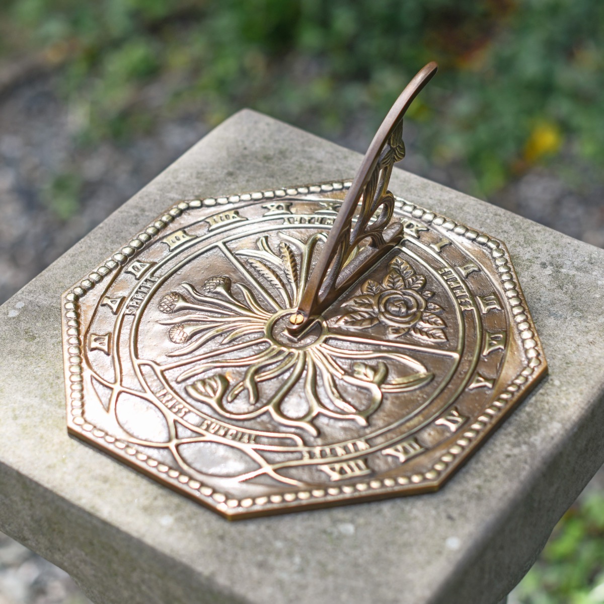 Antique Brass 'Flower' Hexagonal Sundial