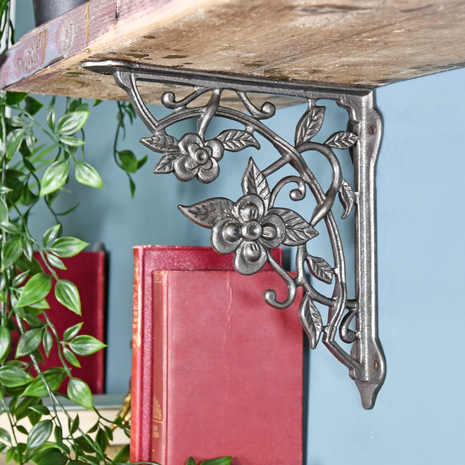 Flowers and Vines Iron Shelf Bracket 20 x 21cm